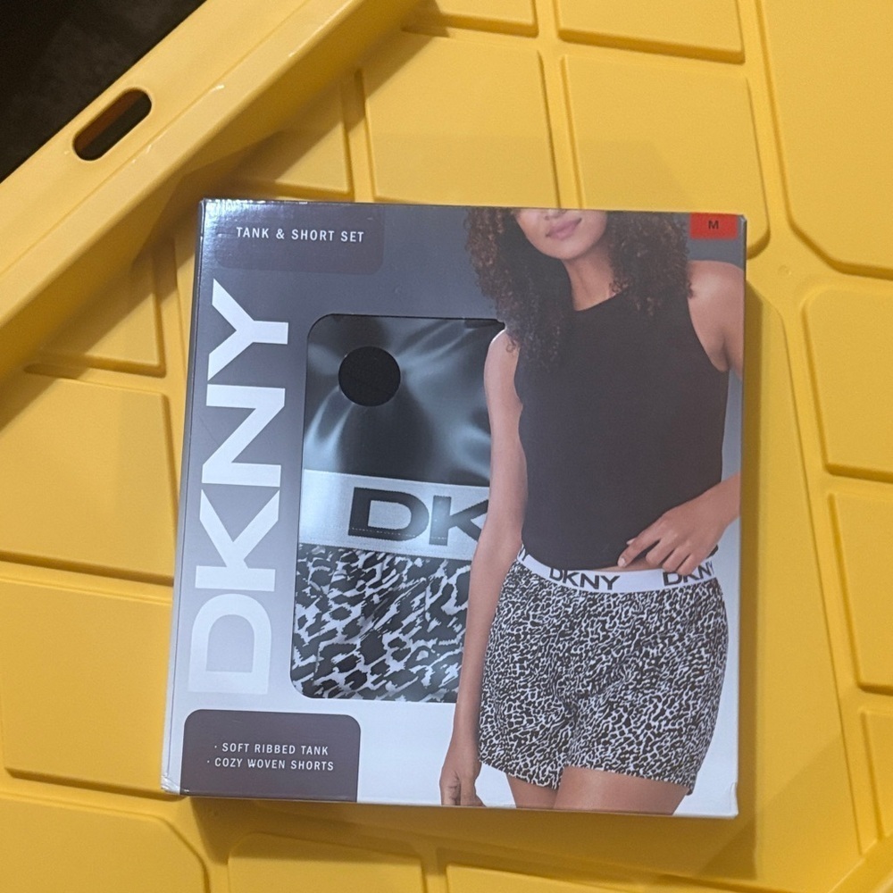 DKNY Black and Leopard Print Lounge Set
